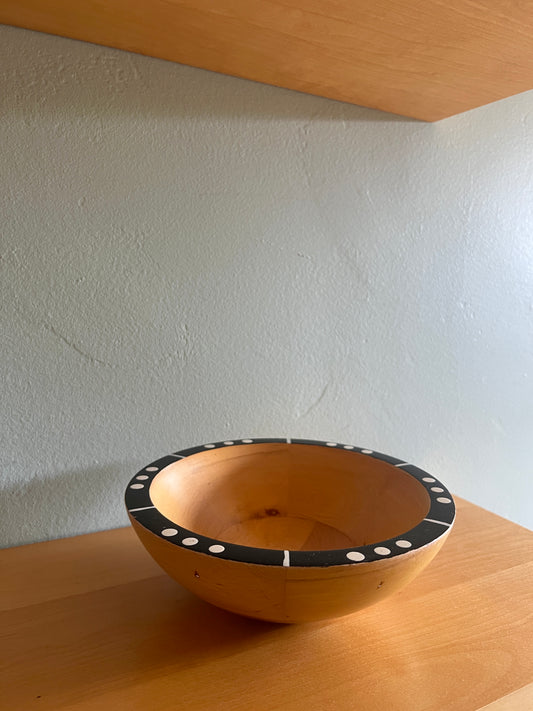 Black Dot Bowl